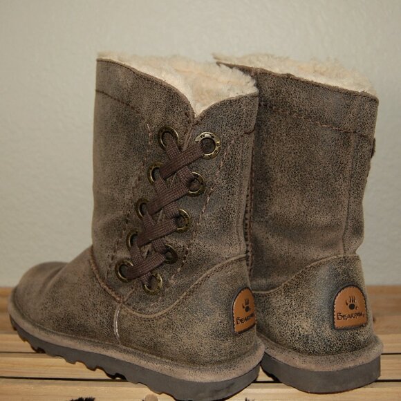 BearPaw Women SIze US 8 Low-cut Suede Boots, Brown - Picture 3 of 14